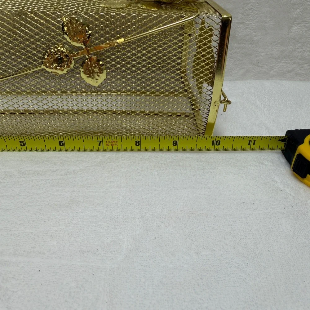 VTG‎ Gold Tone Mesh Tissue Box Cover Holder Hollywood Regency Rose Floral Metal